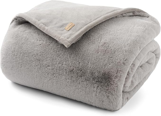 EVERGRACEHOME Luxury Soft Faux Chinchilla Fur Throw Blanket for Couch, Warm Thick Heavy Winter Throw Blanket 1220GSM for Bed, Fluffy Cozy Mink Blanket with Reversible Velvet, Silver Taupe, 50"x60"