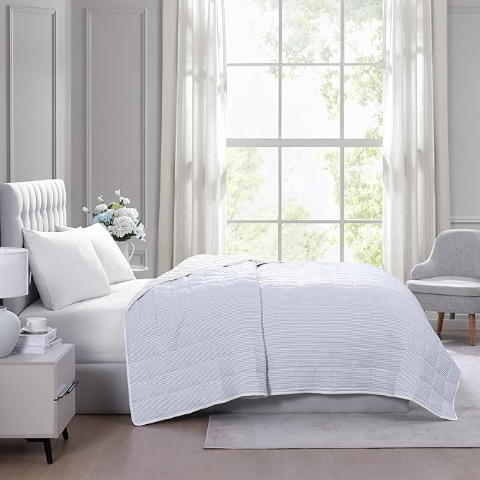 Casa Platino Bed Blanket Full Size - Pre Washed - Soft & Lightweight Blankets - All Season - Premium Reversible Down Alternative Blanket - Ticking Stripe Blue, White