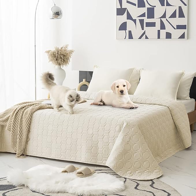 Tcksstex Waterproof and Anti-Slip Dog Bed Cover and Pet Blanket Sofa Pet Bed Mat ，car Incontinence Mattress Protectors Furniture Couch Cover for Most Cats Dogs, Pets （82x82- Ivory）
