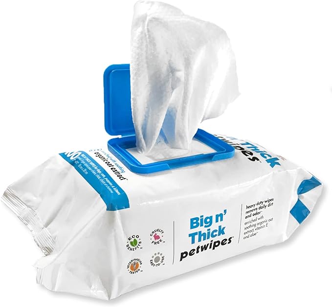Petkin Large Pet Wipes for Dogs and Cats, 200 Count, Organic Oat Extract, Moistened with Gentle Cleaning Formula, Ideal for Home or Travel