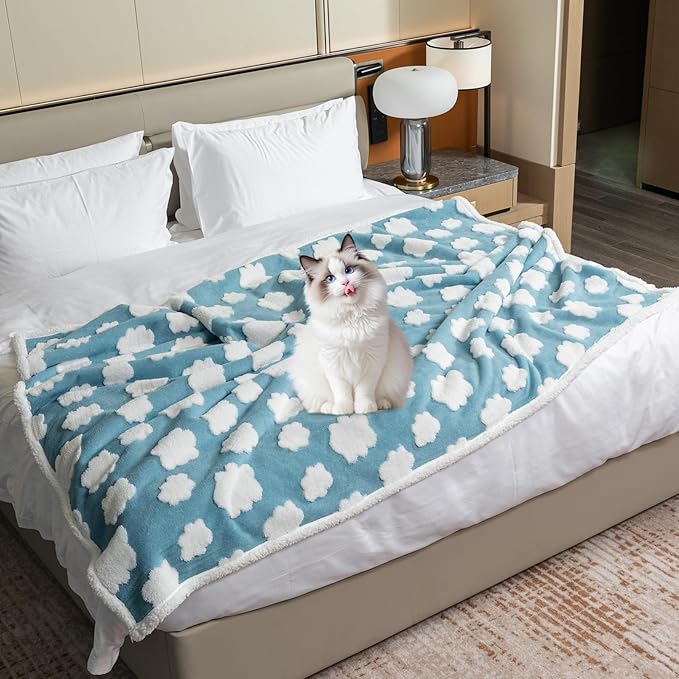 Blue Waterproof Pet Blanket,Dog Bed Covers Couch Sofa Stylish Jacquard Cute Pets Throw Blankets for Puppy Cats Washable Reversible Furniture Protection Covers (Blue Cloud,L)