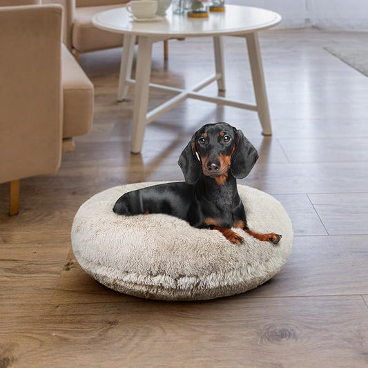 Bessie and Barnie - Luxury Extra Plush Faux Fur Bagel Pet/Dog Bed (Blondie, Me)