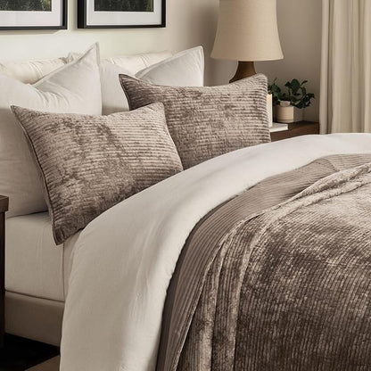 EVERGRACE Velvet Quilt Set King Size, Luxurious Soft Quilted Bedding Sets, Lightweight Velvet Comforter for All Season, Striped Channel Bedspread Coverlet with 2 Shams, Natural Tan