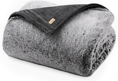 EVERGRACEHOME Luxury Soft Faux Chinchilla Fur Throw Blanket for Couch, Warm Thick Heavy Winter Throw Blanket 1220GSM for Bed, Fluffy Cozy Mink Blanket with Reversible Velvet, Onyx Mink, 50"x60"