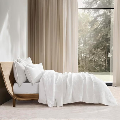 EverGrace Velvet Quilt Set Queen Size, Luxurious Soft Quilted Bedding Sets, Lightweight Velvet Comforter for All Season, Striped Channel Bedspread Coverlet with 2 Shams, Bright White