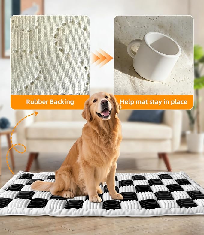 Backseat Pet Bed Mat, Non-Slip Dog Seat Cover with Scratch-Resistant Padding, Dog Bed for Cars, Trucks & SUVs, Universal Fit for Backseat Extenders (Black)