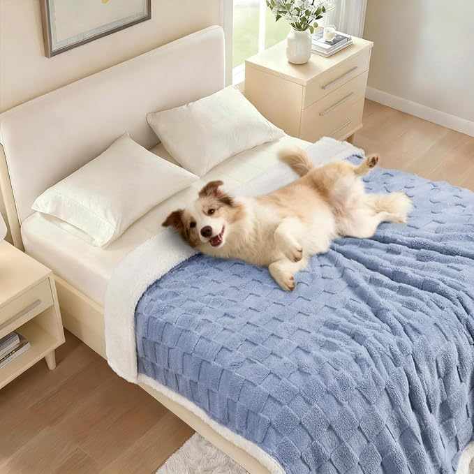 Luciphia Waterproof Dog Blanket, Leakproof Small Pet Blanket for Couch Sofa Bed Furniture Cover Protector, Washable Soft Sherpa Fleece with 3D Jacquard, Cozy Calming Reversible, Blue White, 40"x28"
