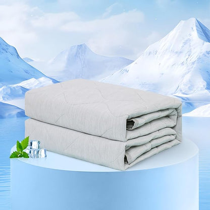 Rywell Cooling Blanket for Dogs, Large Dog Cooling Mat Q-Max>0.5, Durable&Versatile with Cooling&Soft Surfaces for All Seasons,Waterproof Protect Sofa Bed,32 * 44IN Washable Dog Blanket