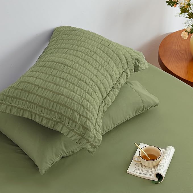 Love's cabin Seersucker Sage Green Queen Comforter Set, 7-Piece All Season Lightweight Bed in a Bag Bedding Set with Comforter, Flat Sheet, Fitted Sheet, Pillowcases and Shams | Soft, Breathable, Lightweight