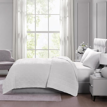 Casa Platino White Ultra Soft Pre-Washed Lightweight Down Alternative All Season Twin Size Bed Blanket