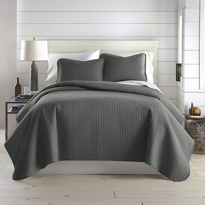 Southshore Fine Living, Inc. Oversized Quilt King Size Set, Grey Bed Spread King Size with 2 Matching Pillow Shams, Microfiber Quilted Comforter Bed Coverlet, Bedspread Set, Slate Grey Quilt