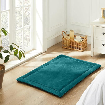 Allisandro Lightweight Waterproof Dog Bed Pad, 1.5" Thick Travel Mat for Crates, Kennels & Elevated Beds, Washable Non-Slip Sleeping Mat for Small to Large Dogs, 36 x 23 Inches, Lake Green