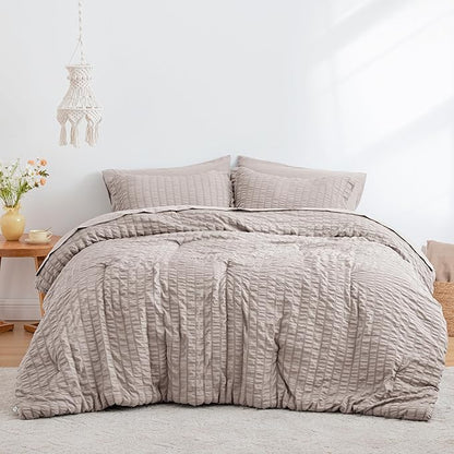 Love's cabin Seersucker Burlwood California King Comforter Set, 7-Piece All Season Lightweight Bed in a Bag Bedding Set with Comforter, Flat Sheet, Fitted Sheet, Pillowcases and Shams | Soft, Breathable, Lightweight