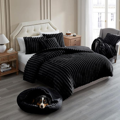 Riverbrook Home Everett Covered Round Cuddly Pet Bed, Black, Large