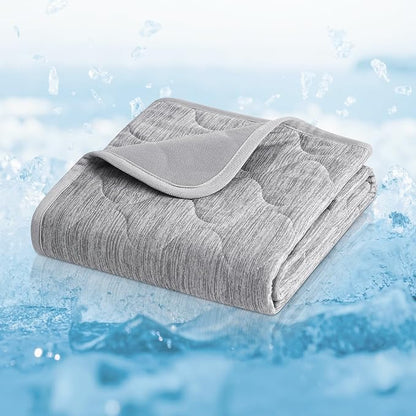 Cozy Bliss Deluxe Leakproof Cooling Blanket for Medium Dogs Q-Max 0.5, Soft & Durable Washable Pet Cooling Mat for Hot Weather, Livingroom, Pet Throw & Couch Protector for Cats, Silver Grey, 30"x40"