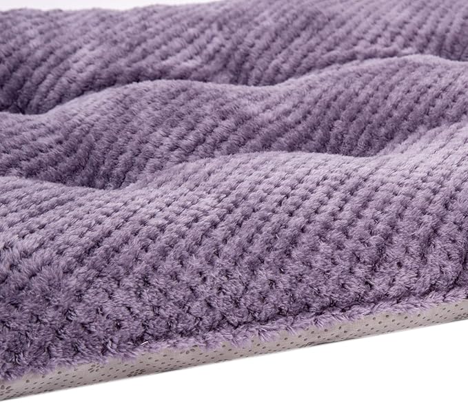WONDER MIRACLE Fuzzy Deluxe Pet Beds, Super Plush Dog or Cat Beds Ideal for Dog Crates, Machine Wash & Dryer Friendly (23" x 35", L-Grape Purple)