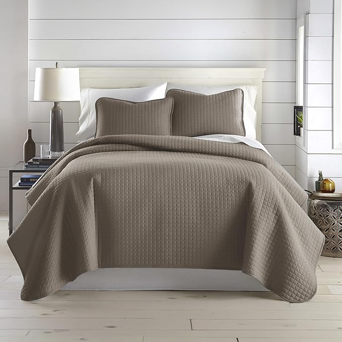 Southshore Fine Living, Inc. Quilts Full Size, Queen Size Quilt Bedding Set, Pet Hair Resistant Bedding Coverlet Queen Size, Full Size Bedspread w/ 2 Pillow Shams, Quilted Comforter, Dark Taupe Quilts