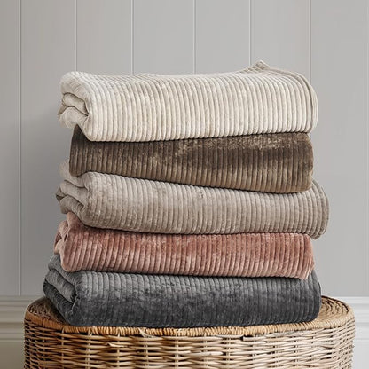 EVERGRACE Velvet Quilt Set Queen Size, Luxurious Soft Quilted Bedding Sets, Lightweight Velvet Comforter for All Season, Striped Channel Bedspread Coverlet with 2 Shams, Terracotta Clay