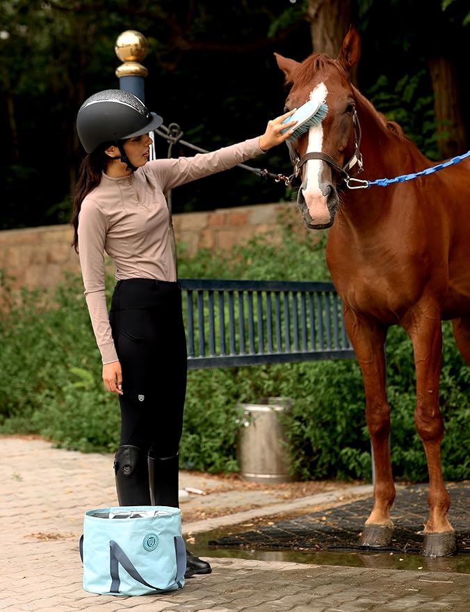 Harrison Howard Horse Grooming Kit 9 Piece with Tote, Non-Slip Silicone Grip Brush Set for Horses, Shedding Bathing Daily Care, Beginner Friendly Soft Blue