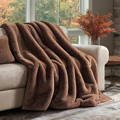 EVERGRACEHOME Luxury Soft Faux Chinchilla Fur Throw Blanket for Couch, Warm Thick Heavy Winter Throw Blanket 1220GSM for Bed, Fluffy Cozy Mink Blanket with Reversible Velvet, Chestnut Mink, 50"x60"