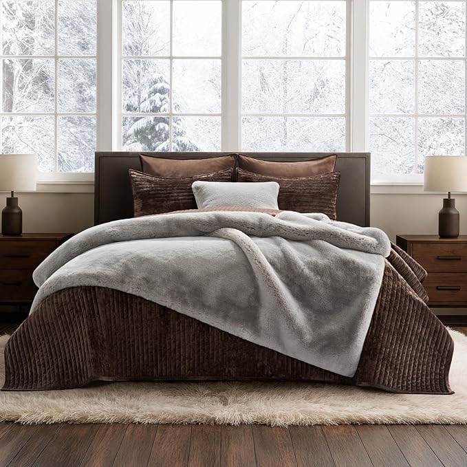 EVERGRACEHOME Luxury Soft Faux Chinchilla Fur Throw Blanket for Couch, Warm Thick Heavy Winter Throw Blanket 1220GSM for Bed, Fluffy Cozy Mink Blanket with Reversible Velvet, Silver Taupe, 50"x60"