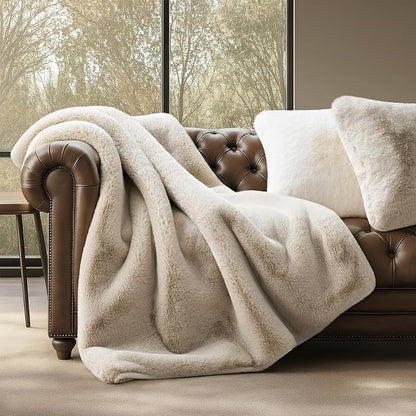 EVERGRACEHOME Luxury Soft Faux Chinchilla Fur Throw Blanket for Couch, Warm Thick Heavy Winter Throw Blanket 1220GSM for Bed, Fluffy Cozy Mink Blanket with Reversible Velvet, Birch Mink, 50"x60"