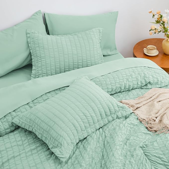 Love's cabin Seersucker Light Green King Size Comforter Set, 7-Piece All Season Lightweight Bed in a Bag Bedding Set with Comforter, Flat Sheet, Fitted Sheet, Pillowcases and Shams | Soft, Breathable, Lightweight