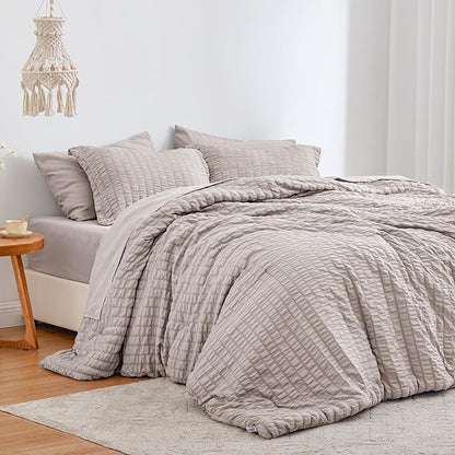 Love's cabin Seersucker Burlwood California King Comforter Set, 7-Piece All Season Lightweight Bed in a Bag Bedding Set with Comforter, Flat Sheet, Fitted Sheet, Pillowcases and Shams | Soft, Breathable, Lightweight