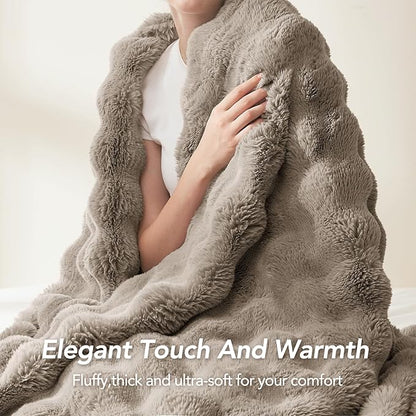 L'AGRATY Faux Rabbit Fur Blanket: 90" x 90" Queen Luxury Soft Fluffy Thick Fur Throw Blanket for Couch Bed Sofa - Cozy Plush Bubble Blankets for Winter: Flannel Fleece Decorative Blanket(Castle Grey)