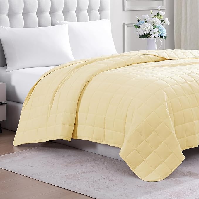 Casa Platino Pre-Washed Full Blanket – Ultra Soft Reversible Microfiber with Quilted Down Alternative Fill, Lightweight and Cozy for Everyday Use – Vanilla