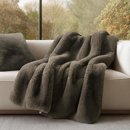 EVERGRACEHOME Luxury Soft Faux Chinchilla Fur Throw Blanket for Couch, Warm Thick Heavy Winter Throw Blanket 1220GSM for Bed, Fluffy Cozy Mink Blanket with Reversible Velvet, Smoky Sable, 60"x80"