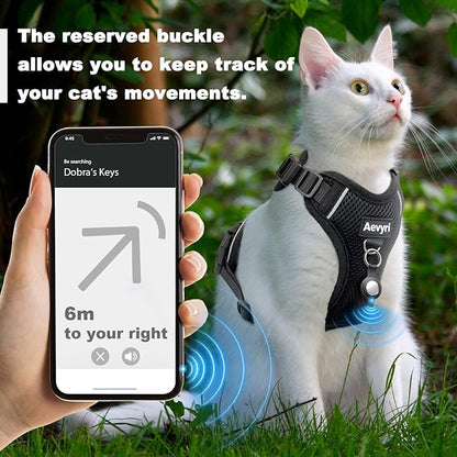 Cat Harness, Cat Harness and Leash for Walking, Adjusted in Four Directions and Breathable Cat Harness for Anti Escape that can be Fitted and Positioned, Reflective Strips Harness, Black, XS