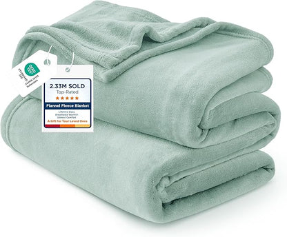 Bedsure GentleSoft Twin XL Fleece Blanket Dorm Bedding - Lightweight Soft Cozy Blankets for Bed, Sofa, Couch, Travel, Camping, Sage Green, 66"x90"