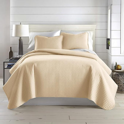 Southshore Fine Living, Inc. Quilts, Full/Queen Size Quilt Bedding Set, Easy Care Stain & Pet Hair Resistant Bedding, Coverlet Queen Size/Full Size Beige Bedspread with 2 Pillow Shams, Soft Sand