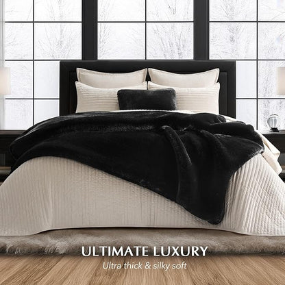 EVERGRACEHOME Luxury Soft Faux Chinchilla Fur Throw Blanket for Couch, Warm Thick Heavy Winter Throw Blanket 1220GSM for Bed, Fluffy Cozy Mink Blanket with Reversible Velvet, Black Noir Mink, 50"x60"