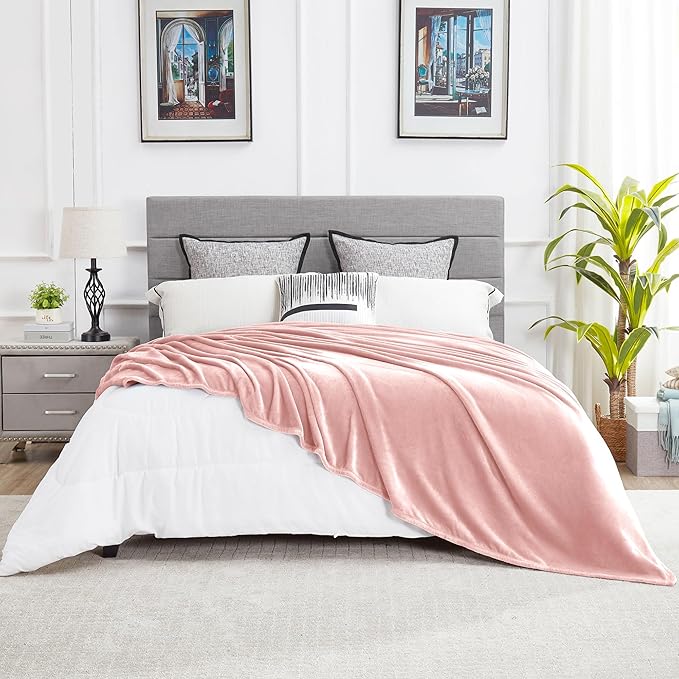 DREAMNINE Extra Large Fleece Blanket Soft Comfy Fluffy Bed Blanket Queen Size 90" x 90",Luxury Decorative Fuzzy Blankets for Women Girl,Big Cozy Shaggy Warm Flannel Blankets for Winter Autumn Pet,Pink