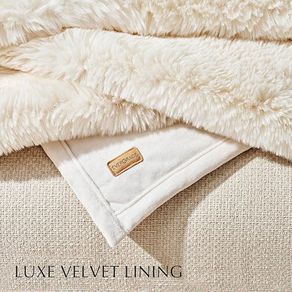 EVERGRACEHOME Luxury Soft Faux Chinchilla Fur Throw Blanket for Couch, Warm Thick Heavy Winter Throw Blanket 1220GSM for Bed, Fluffy Cozy Mink Blanket with Reversible Velvet, Arctic White, 60"x80"