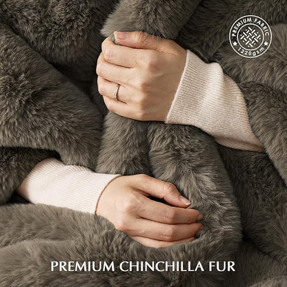 EVERGRACEHOME Luxury Soft Faux Chinchilla Fur Throw Blanket for Couch, Warm Thick Heavy Winter Throw Blanket 1220GSM for Bed, Fluffy Cozy Mink Blanket with Reversible Velvet, Smoky Sable, 50"x60"