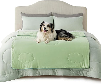 LE SURE Premium Cooling Blankets for Extra Large Dogs - Washable Dog Cooling Throw Blanket with Q-MAX>0.4，Durable Self Cooling Pet Mat for Cat, Cooling Summer Blanket for Hot Weather, Green, 50x60