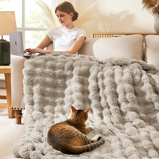L'AGRATY Faux Rabbit Fur Blanket: 50" x 60" Luxury Soft Fluffy Thick Fur Throw Blanket for Couch Bed Sofa - Cozy Plush Bubble Blankets for Winter: Warm Flannel Fleece Decorative Blanket(Castle Grey)