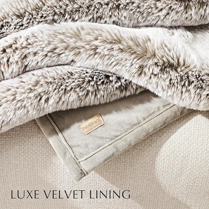 EVERGRACEHOME Luxury Soft Faux Chinchilla Fur Throw Blanket for Couch, Warm Thick Heavy Winter Throw Blanket 1220GSM for Bed, Fluffy Cozy Mink Blanket with Reversible Velvet, Champagne Fawn, 60"x80"