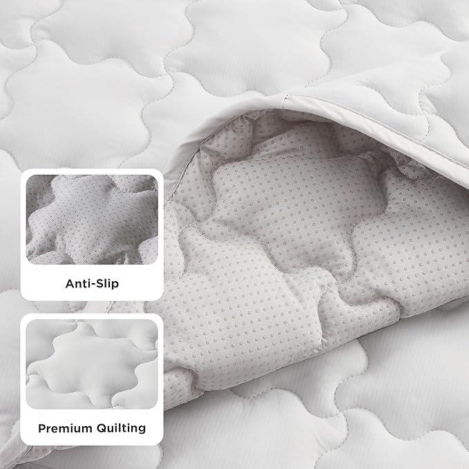 Bedsure Cooling Dog Mat Extra Large, Q-Max>0.5 XXLThin Breathable Cold Crate Pad for Pet, Portable Washable Kennel Bed for Summer Active Dog with Chill Soothing Fabric to Rapid Cooling, 48x30, Grey