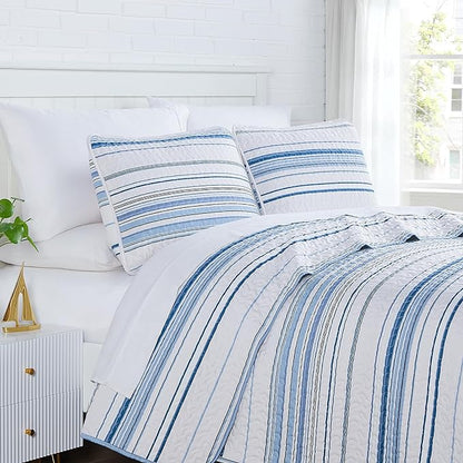 Southshore Fine Living, Inc. Oversized King Quilt Set, All Season Striped Blue Bedspread Set, 3-Piece Coastal Bedding, California/King Coverlet Sets with Shams, Soft Microfiber Quilt, Blue Stripes